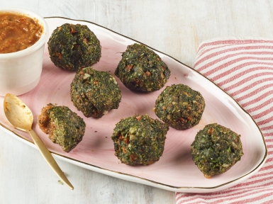 spinach polpette with easy marinara sauce