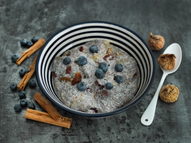 spiced chia seed pudding
